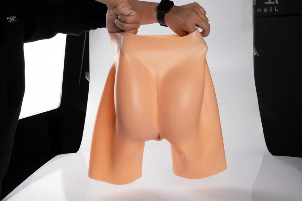 #7344 - Realistik Giyilebilir Bayan Vajina Kalça