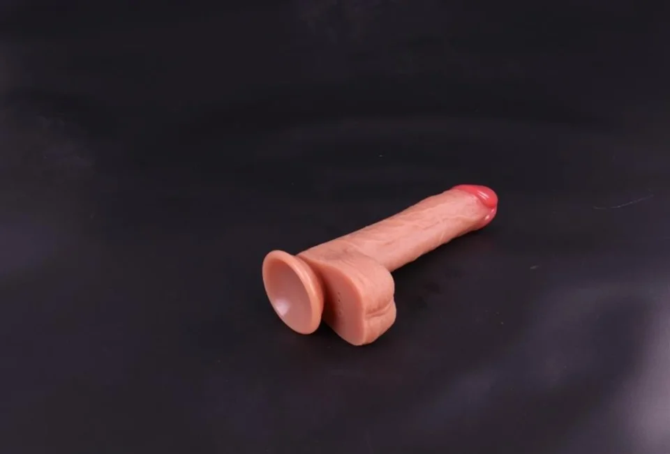 #182 - Şarjlı 22cm Isıtmalı İleri Geri Hareketli Uzaktan Kumandalı Penis